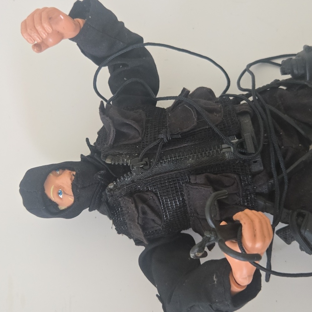 SWAT ACTION FIGURE - Picture 7 of 8